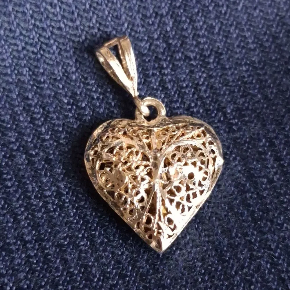 Vintage Sterling Silver Filigree Puff Heart Pendant 1 inch